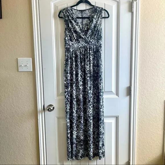 Tiana B. Black & White Sleeveless Animal-Print Maxi Dress; SZ S; NWOT - Picture 2 of 8